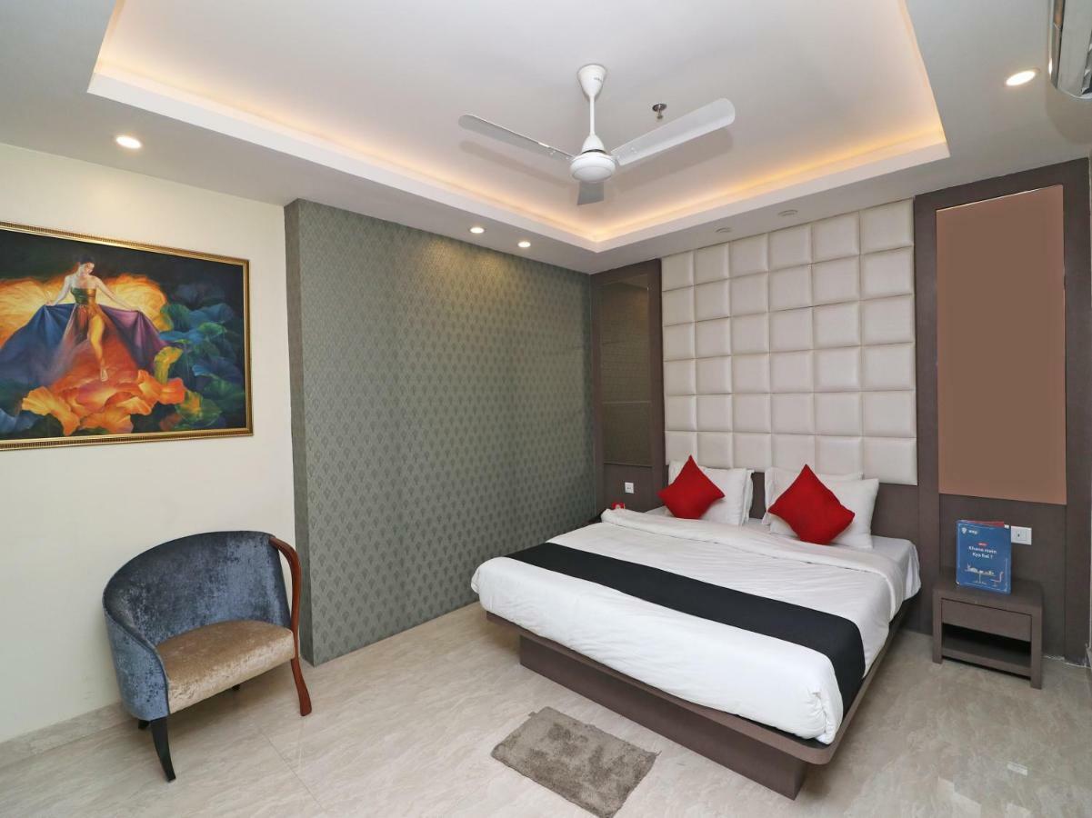 Oyo 38191 Dayal Residency Jajpur Exterior photo