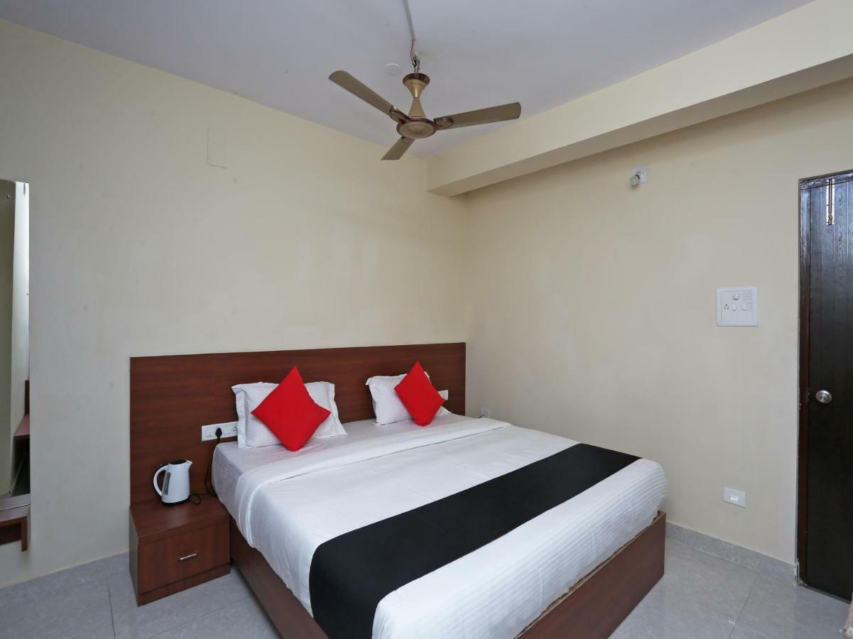 Oyo 38191 Dayal Residency Jajpur Exterior photo